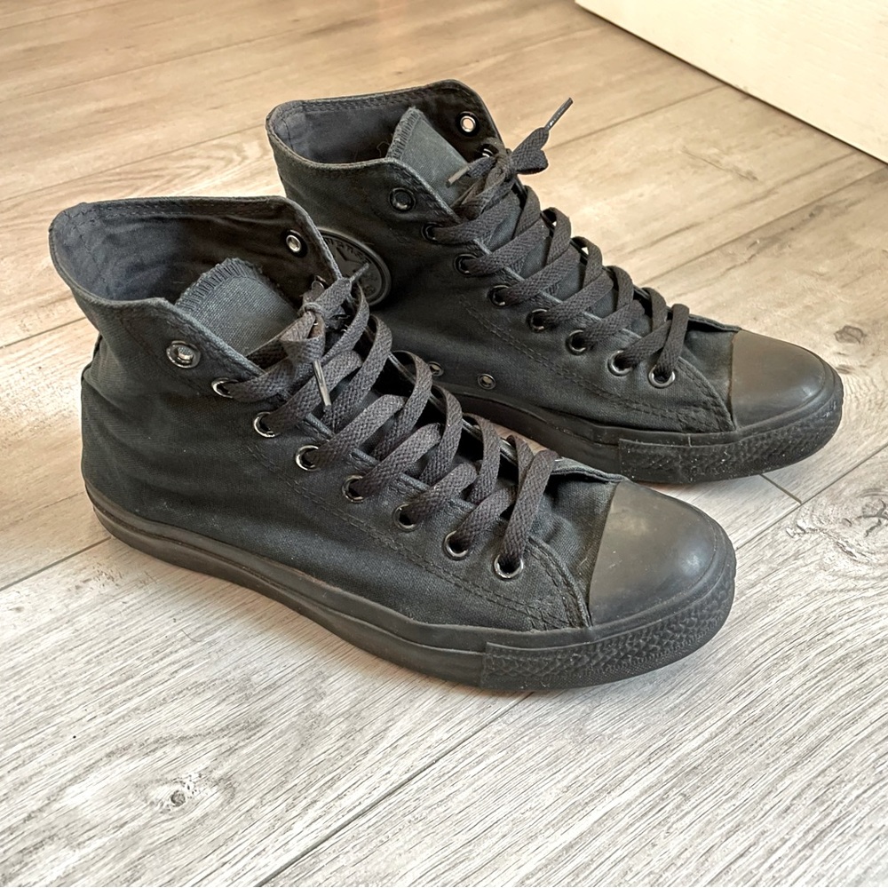 Converse All Star Chuck Taylor Hi Top Shoes